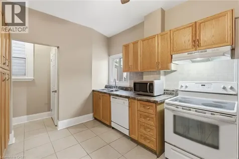 643 Wilson Street Hamilton ON L8L 1V2