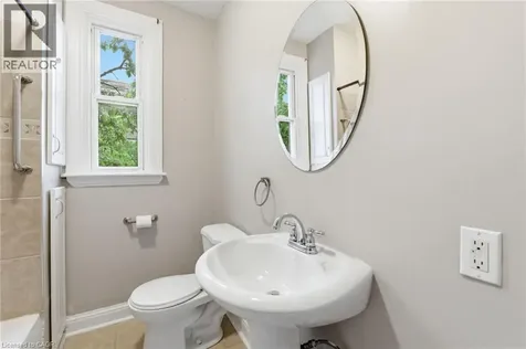 643 Wilson Street Hamilton ON L8L 1V2