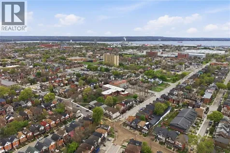 643 Wilson Street Hamilton ON L8L 1V2