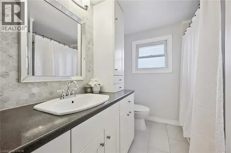 239 Lorraine Avenue Kitchener ON N2B 1W9
