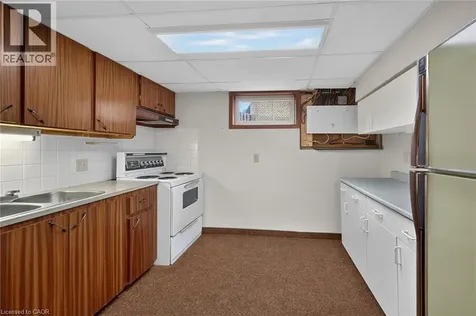 88 West 33rd Street Hamilton ON L9C 5J1