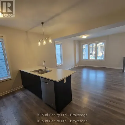 318 Catsfoot Walk Ottawa ON K2J 7G9
