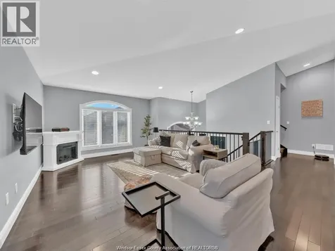 1524 Inverness Avenue Windsor ON N8P 0B1