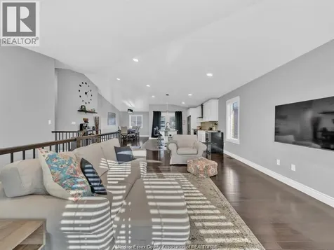 1524 Inverness Avenue Windsor ON N8P 0B1