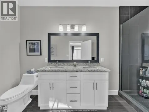 1524 Inverness Avenue Windsor ON N8P 0B1