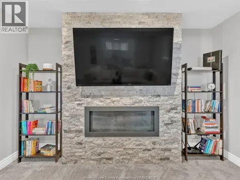 1524 Inverness Avenue Windsor ON N8P 0B1