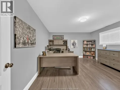 1524 Inverness Avenue Windsor ON N8P 0B1