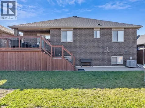 1524 Inverness Avenue Windsor ON N8P 0B1