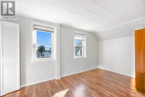 72 Havelock Street Brockville ON K6V 4M1
