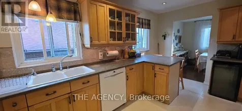 69 Silas Hill Drive Toronto (don Valley Village) ON M2J 2X8