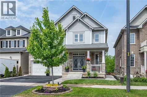 9 Fleming Crescent Caledonia ON N3W 1E1