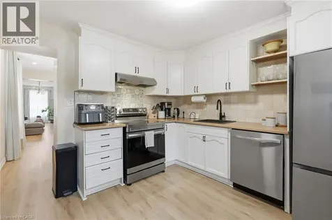 34 Baillie Street Hamilton ON L8N 2K5