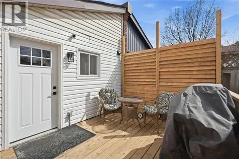 34 Baillie Street Hamilton ON L8N 2K5