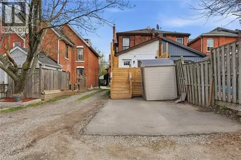 34 Baillie Street Hamilton ON L8N 2K5