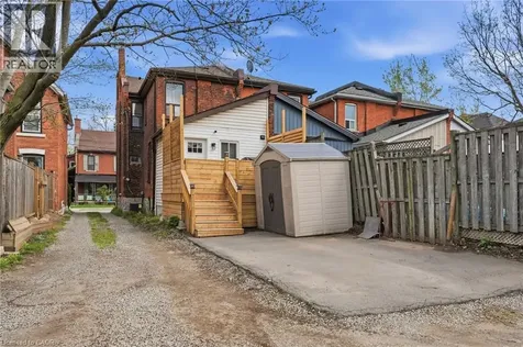34 Baillie Street Hamilton ON L8N 2K5