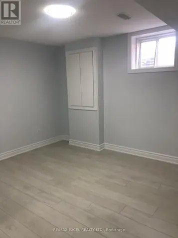 13 Kilmarnock Crescent Whitby ON L1P 0E8