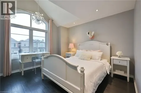 3205 Violet Gardens Oakville ON L6M 1L5