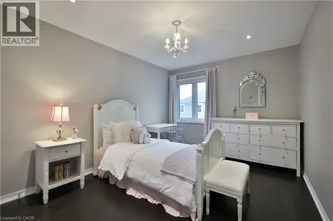 3205 Violet Gardens Oakville ON L6M 1L5