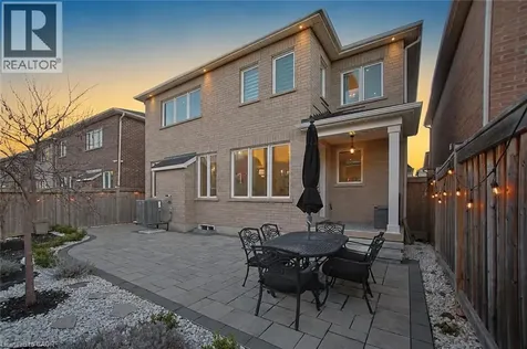 3205 Violet Gardens Oakville ON L6M 1L5