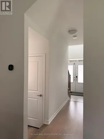 350 Madelaine Drive South Barrie ON L9J 0Y9