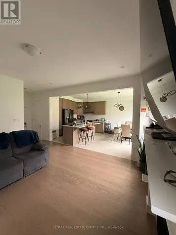 350 Madelaine Drive South Barrie ON L9J 0Y9