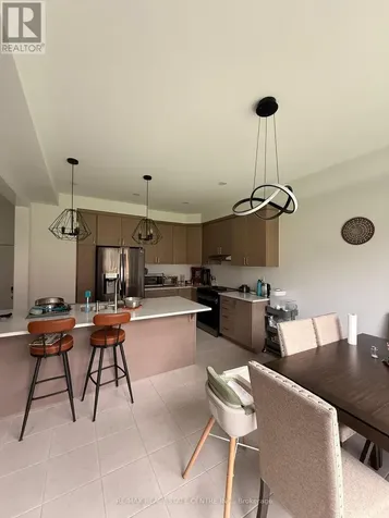 350 Madelaine Drive South Barrie ON L9J 0Y9