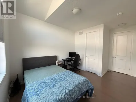 350 Madelaine Drive South Barrie ON L9J 0Y9
