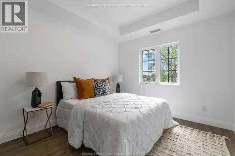 3817 Howard Avenue Windsor ON N9E 0B5