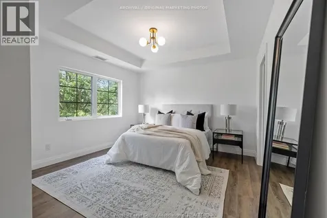 3817 Howard Avenue Windsor ON N9E 0B5