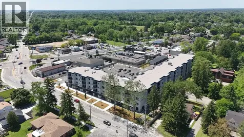 3817 Howard Avenue Windsor ON N9E 0B5