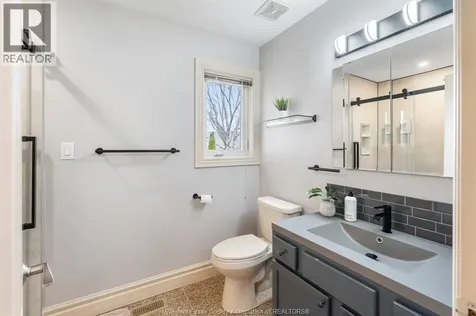 7 Beniuk Court Leamington ON N8H 5K9