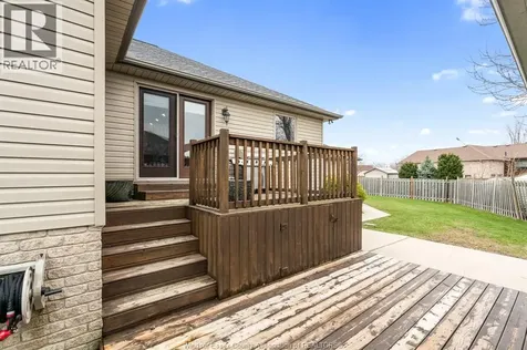 7 Beniuk Court Leamington ON N8H 5K9