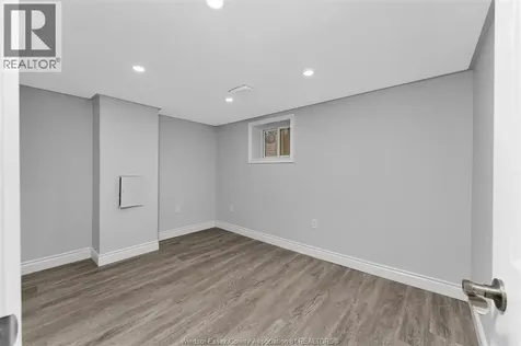 1525 Dougall Windsor ON N8X 1S2