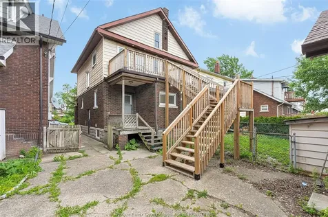 1525 Dougall Windsor ON N8X 1S2