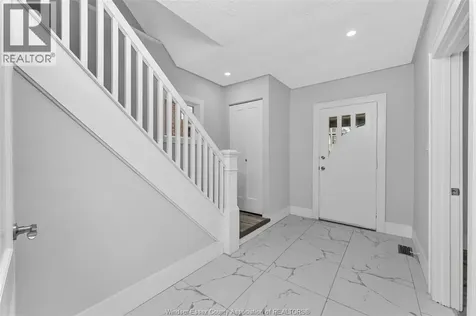 1525 Dougall Windsor ON N8X 1S2