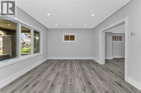 1525 Dougall Windsor ON N8X 1S2