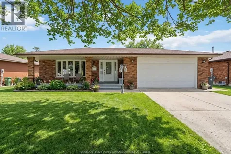 386 Woodridge Tecumseh ON N8N 3A8
