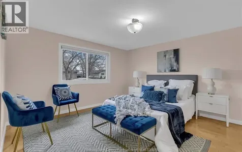 386 Woodridge Tecumseh ON N8N 3A8