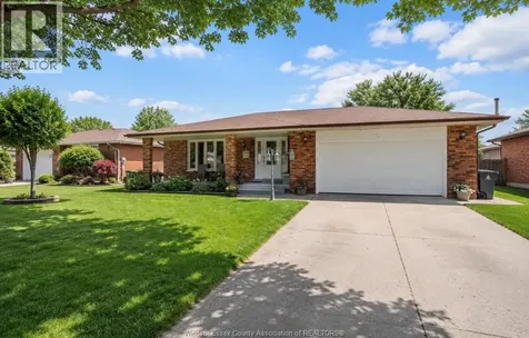 386 Woodridge Tecumseh ON N8N 3A8