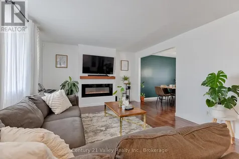 36 Mary Street Petawawa ON K8H 1R9