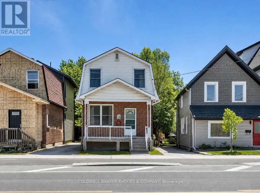 1758 Scott Street Ottawa ON K1Y 2N6