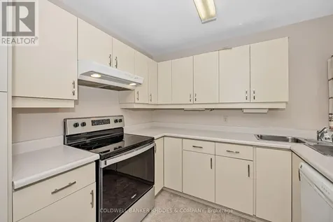 1758 Scott Street Ottawa ON K1Y 2N6