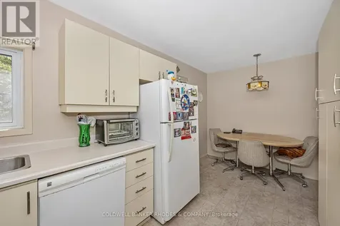 1758 Scott Street Ottawa ON K1Y 2N6