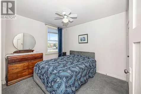 1758 Scott Street Ottawa ON K1Y 2N6