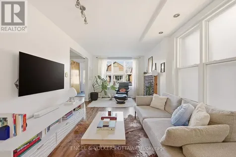 176 Hinton Avenue North Ottawa ON K1Y 1A1