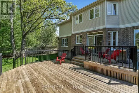 28 Sachs Forest Place Ottawa ON K2G 6V2
