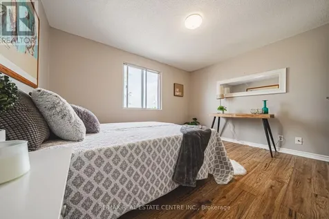 67 Valleyview Road Cambridge ON N2E 3J1
