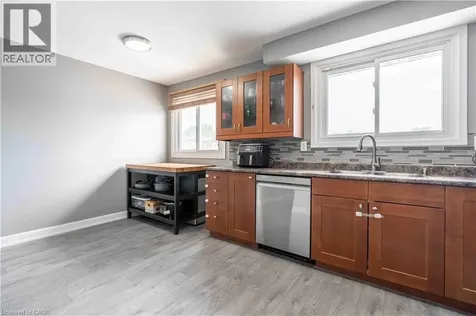 1025 Upper Gage Avenue Hamilton ON L8V 4L2