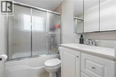 1025 Upper Gage Avenue Hamilton ON L8V 4L2