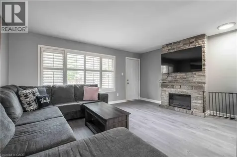 1025 Upper Gage Avenue Hamilton ON L8V 4L2